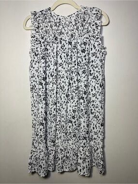Beachsissi Sleeveless White and Black Swim Cover Up Dress NWT Size Small
